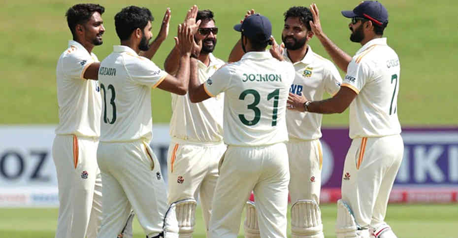 দুই মিনিটের মামলা: ছেঁড়া হেলমেট, টাইমড আউট এবং ক্রিকেটের অসমাপ্ত আইন
